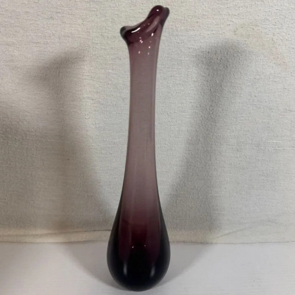 Vintage Hand Blown Amethyst Purple Glass Bud Vase Asymmetric Ruffled Rim 10.5